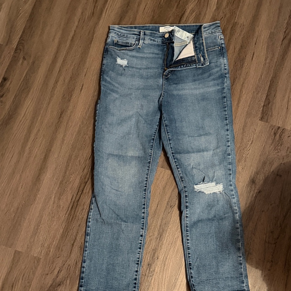 Levi's Light Blue Distressed Skinny Jeans